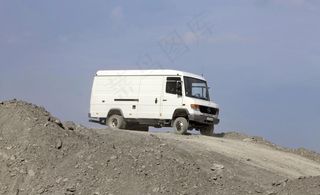 奔驰厢式货车图片
