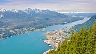 时间的推移河穿越山脉股票视频 视频...