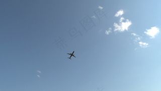 飞机起飞到太阳的2股的录像 视频免...