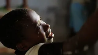 画一个学校在肯尼亚村7股票视频里面