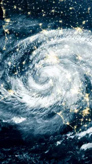 卫星拍摄台风高清摄影图片