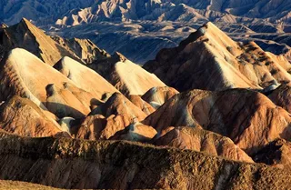 甘肃省雅丹地貌图片