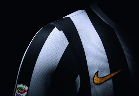 尤文图斯队服图片