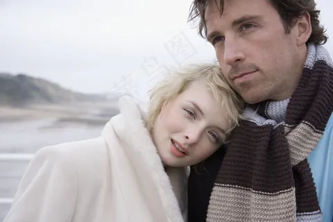 浪漫情侣度假图片