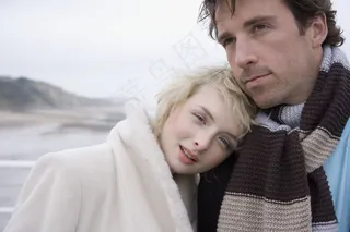 浪漫情侣度假图片