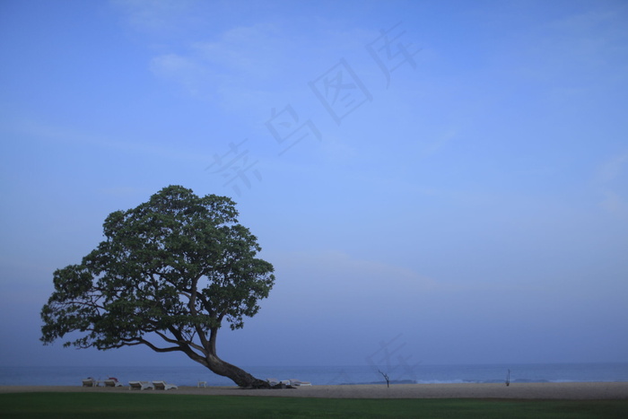 巴厘岛海滩美丽风光图片