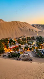 沙漠里的村庄高清摄影图片