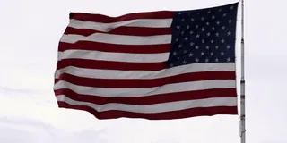 在风2 4K超高清挥舞着美国国旗 ...