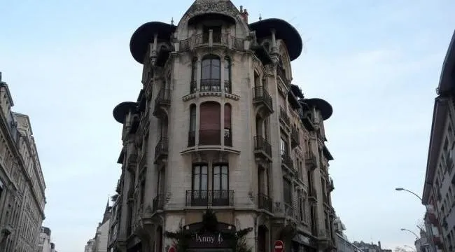法國 迪桑 街景图片