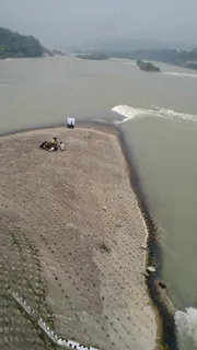 都江堰鱼嘴图片