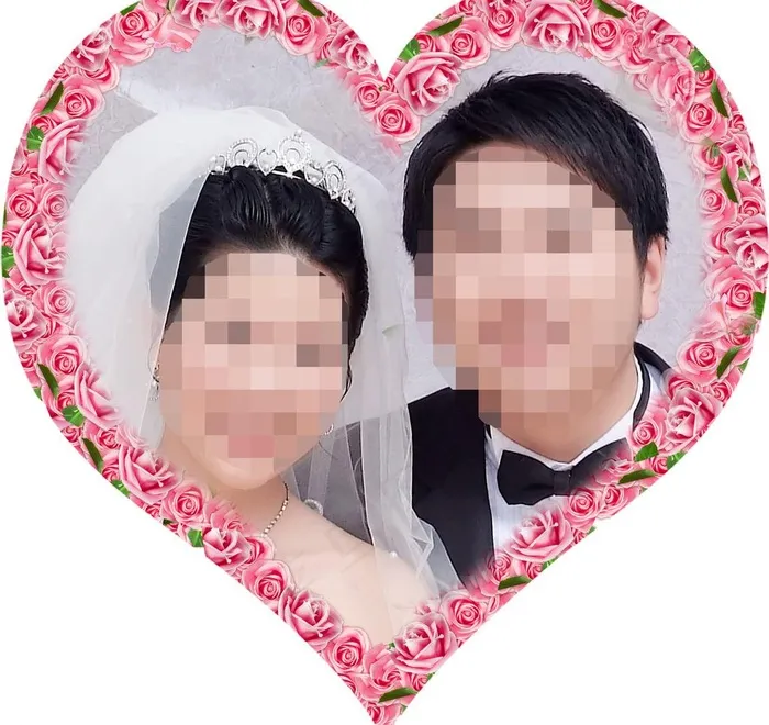 玫瑰花边桃心图片