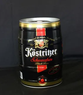 啤酒罐摄影图片 啤酒罐摄影图片