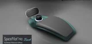 太空飞行员亲触摸