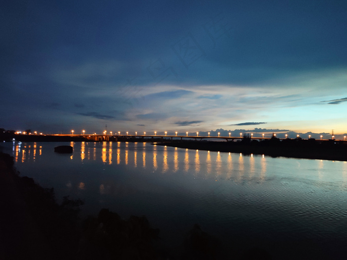 定海大桥的夜晚