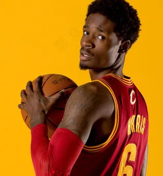 曼尼 哈里斯图片