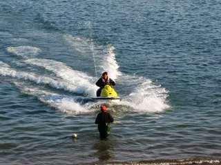 青岛栈桥夏日午后图片