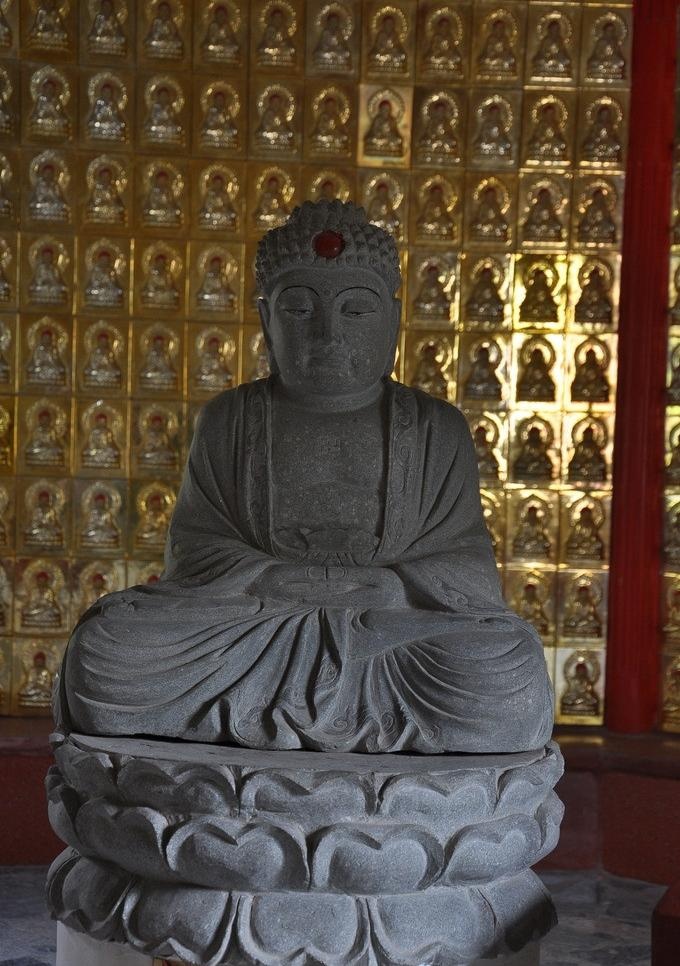 石雕观音座莲图片