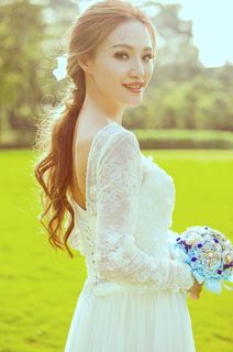 {蔷薇之光}婚纱样册