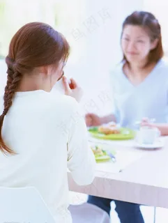 美女厨房美食图片