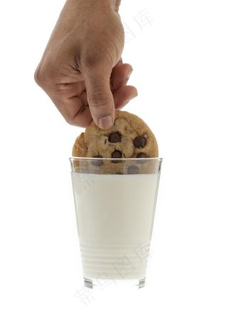 牛奶与饼干图片