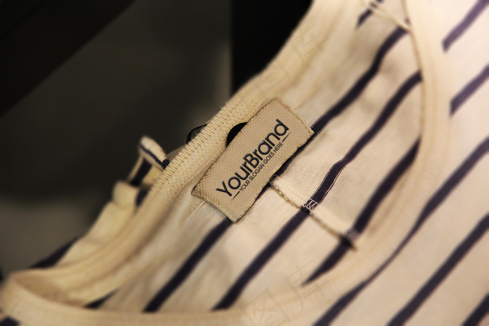 吊牌LOGO品牌服装挂牌商标样机psd模版下载