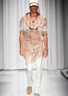 范思哲 2010米兰春夏男装发布秀...