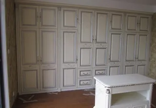 欧式白色衣柜图片