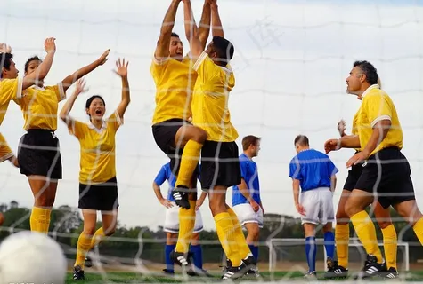 足球运动图片