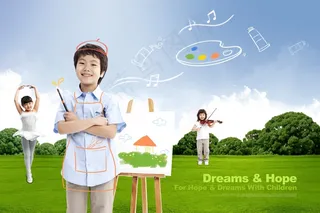 绘画的小男孩图片素材（psd分层）