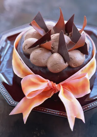 浪漫生日礼物巧克力蛋糕