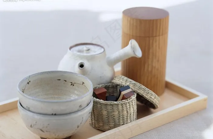 餐桌风情图片