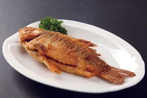 生煎鲫鱼图片 生煎鲫鱼图片