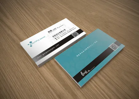 蓝色大气时尚简约名片