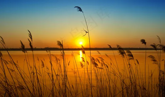 湖泊黄昏美景 湖泊黄昏美景