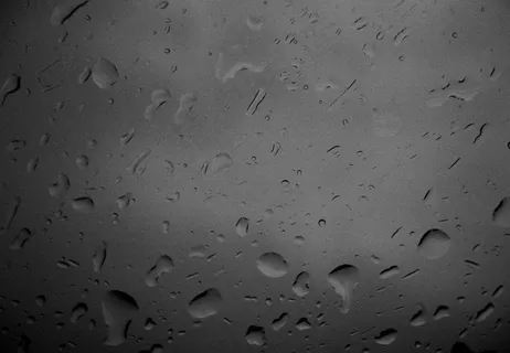 玻璃上的雨水图片 玻璃上的雨水图片