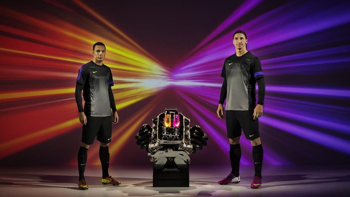 nike足球系列广告宣传平面图片