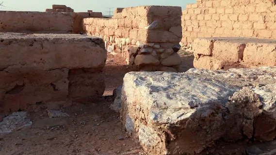 墙和在以色列的4股票视频废墟的石头