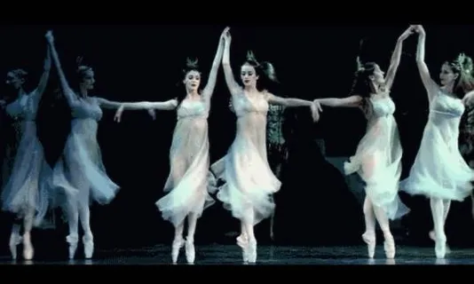 芭蕾群舞表演