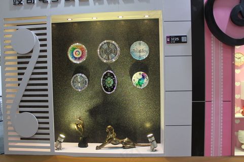 现代风格橱窗图片