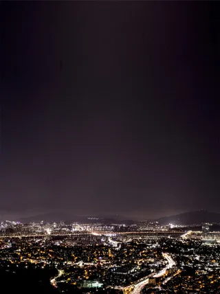 2000年汉城夜景都市深色做旧商务背景