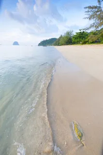 大海沙滩图片 大海沙滩图片