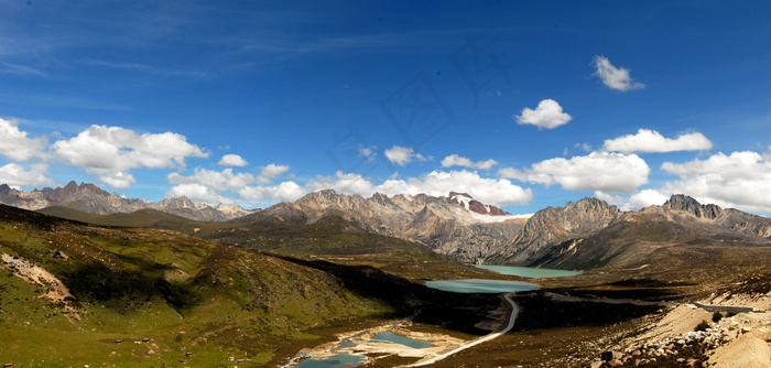 雪山河流风景