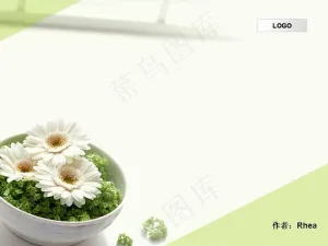 淡雅小花PPT模板预览图
