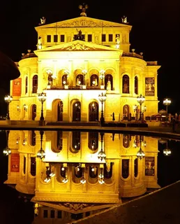 欧式建筑夜景图片