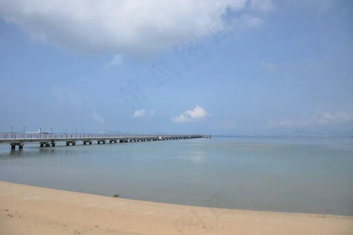 海南鹿回头国宾馆海滩栈桥图片
