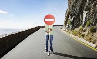 马路*的路标图片