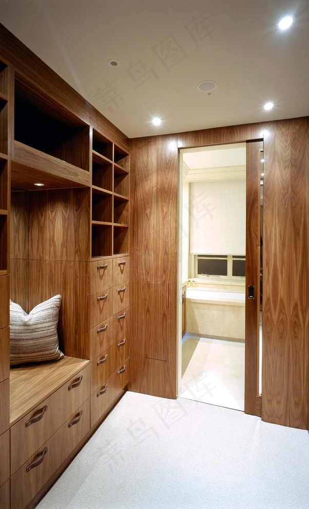 衣帽间衣柜效果图