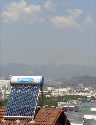 太阳能热水器图片