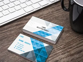 2017简约三角形构成名片
