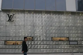 上海国金lv店铺橱窗图片